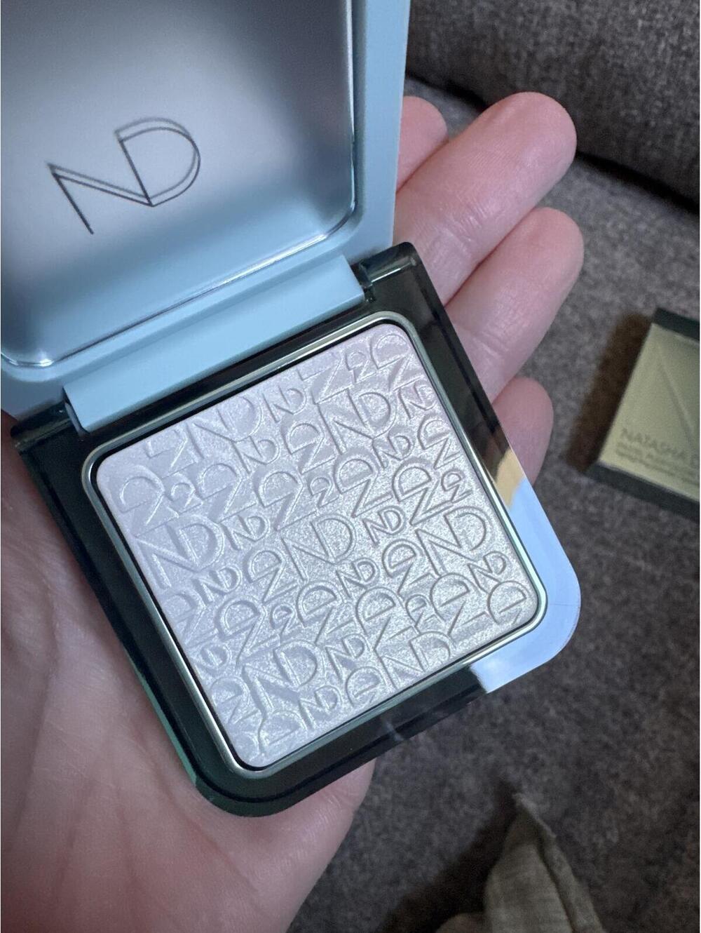 Natasha Denona Pastel Plexi Glow Highlighter Powder Full Size
